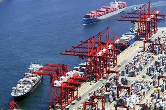 คุณภาพ 20GP 40GP การขนส่งทางเรือระหว่างประเทศจากจีนไปยังปากีสถาน โรงงาน