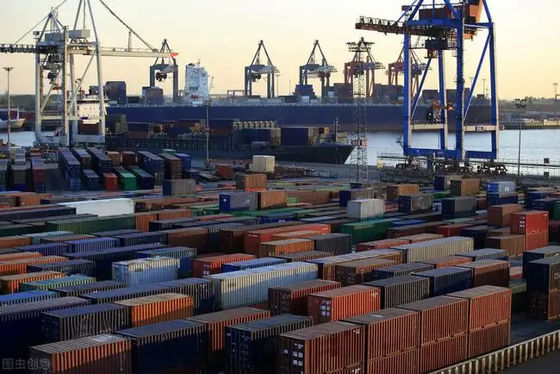 คุณภาพ Shekou Ocean Freight Forwarder ไปยังอินโดนีเซีย 20GP 40GP 40HQ โรงงาน